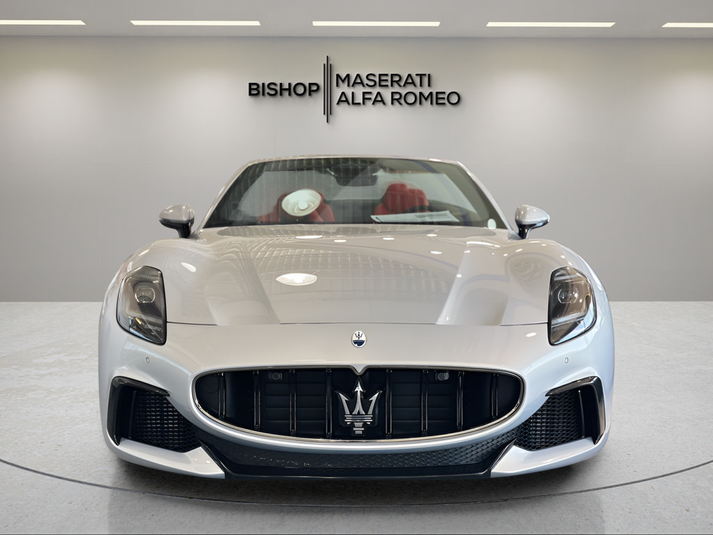 New 2026 Maserati GranCabrio Trofeo AWD/4WD image 2