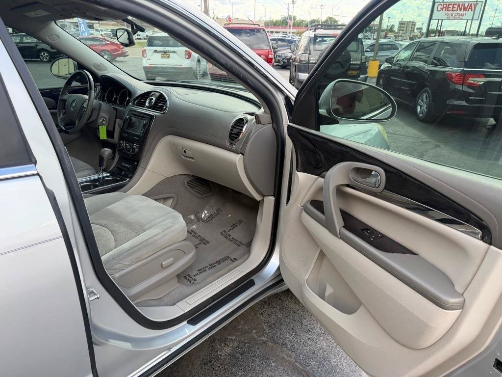 Used 2015 Buick Enclave Convenience FWD image 7