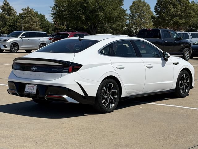 Used 2025 Hyundai Sonata SEL FWD image 4