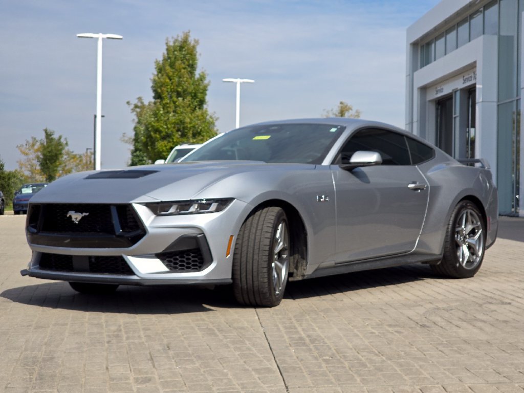 Used 2024 Ford Mustang GT Premium w/ GT Performance Package RWD image 18