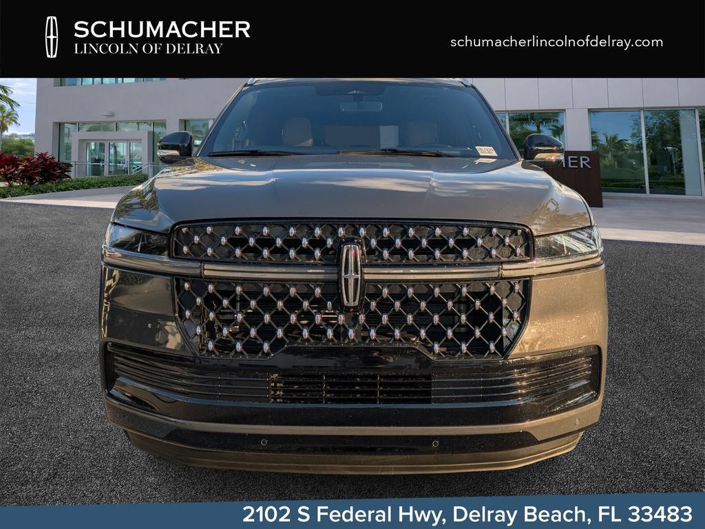 New 2026 Lincoln Navigator L Black Label AWD/4WD image 2