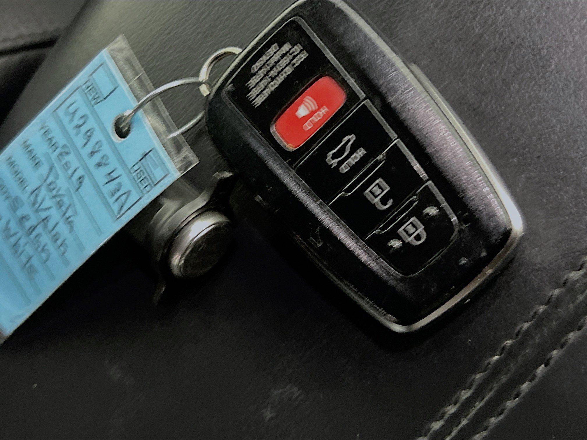 Used 2019 Toyota Avalon XLE FWD image 36