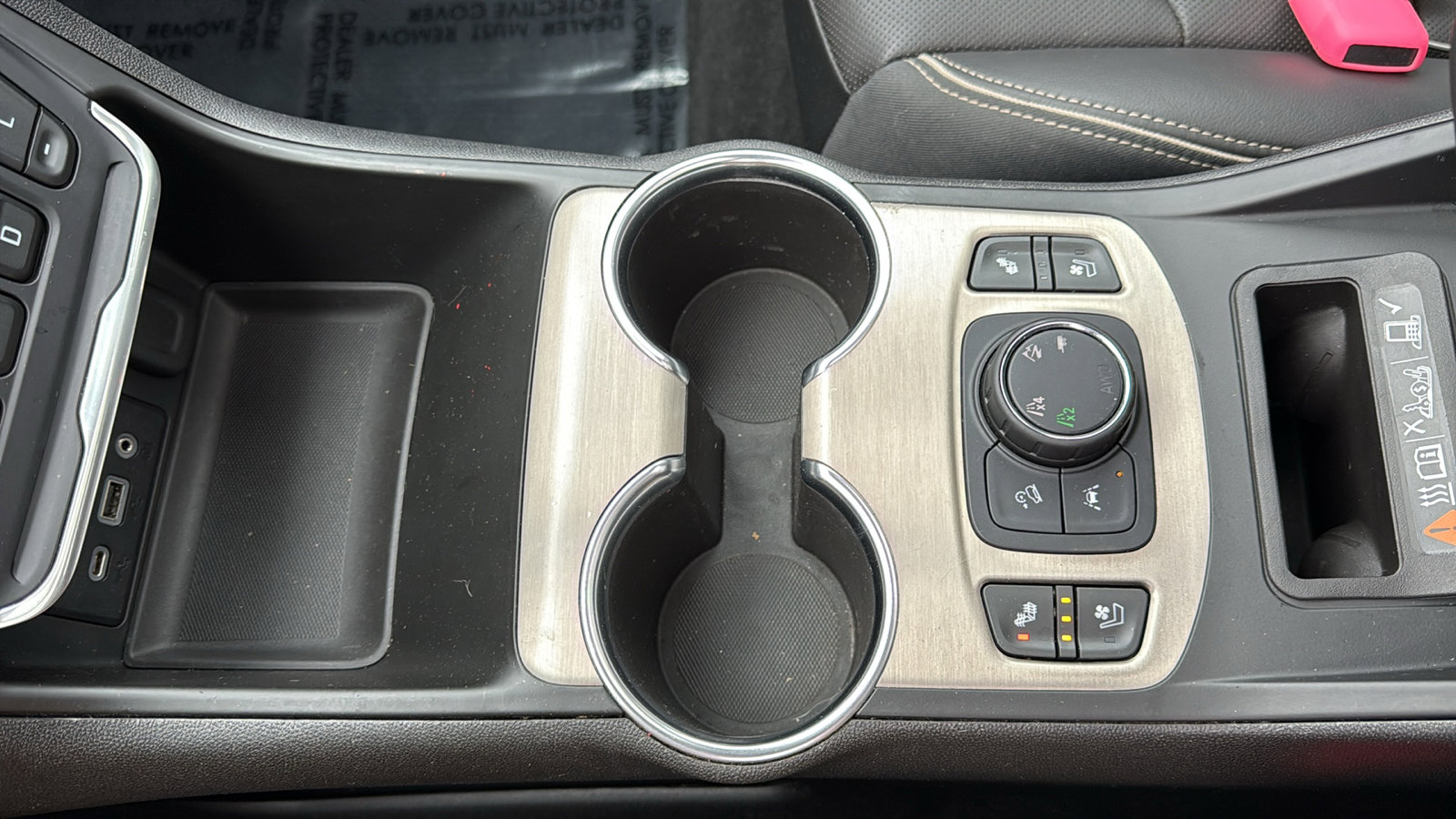 Used 2018 GMC Terrain Denali w/ Comfort Package image 23