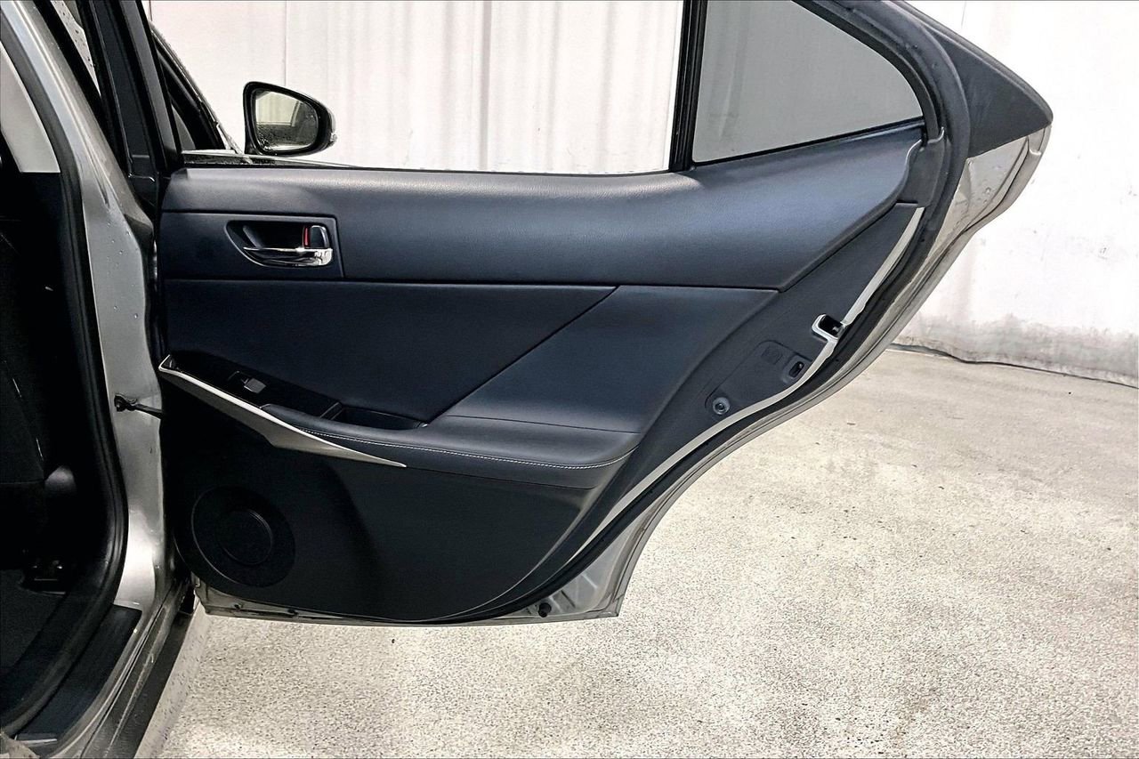 Used 2016 Lexus IS 300 AWD w/ Premium Package image 23