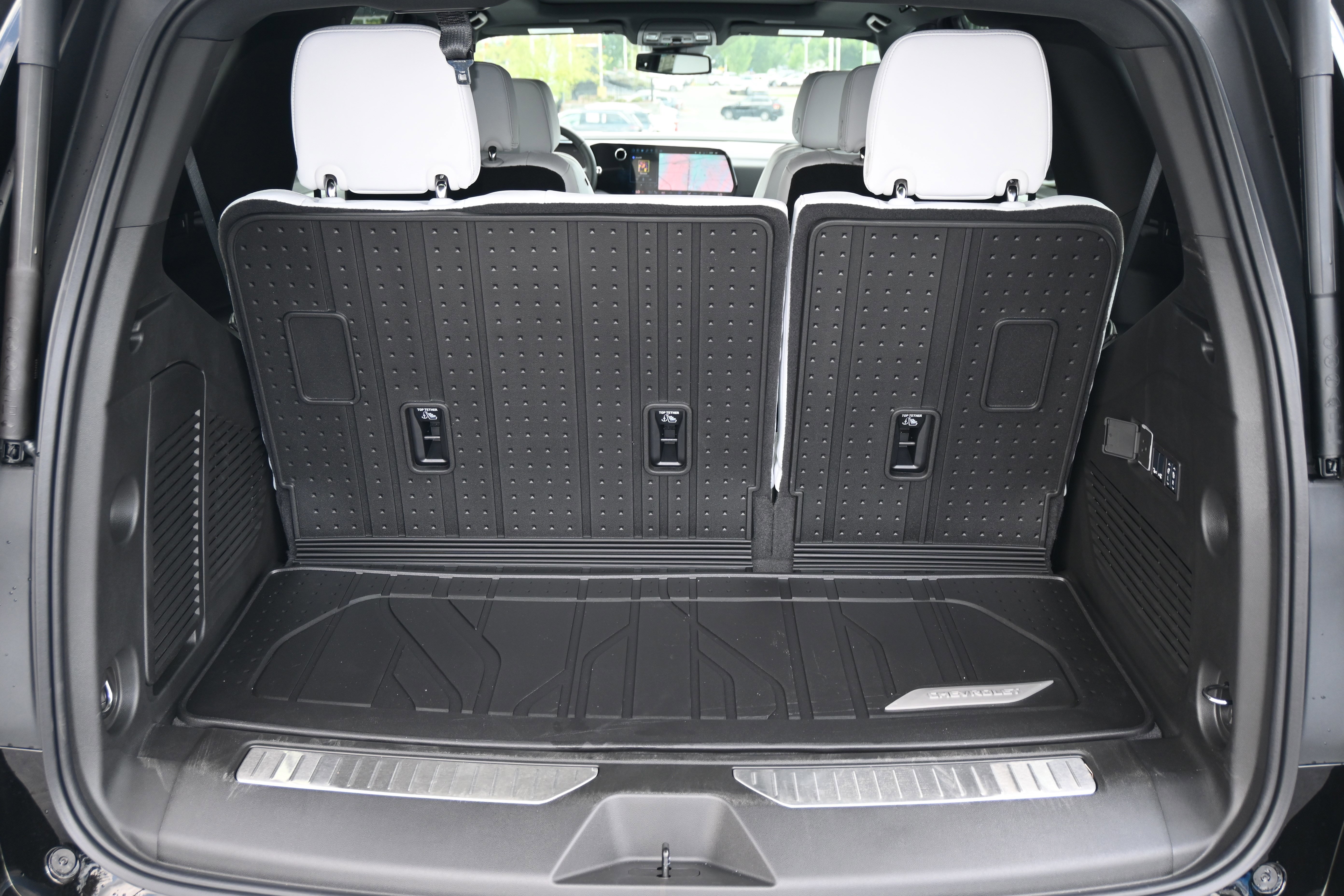 Used 2025 Chevrolet Tahoe Premier w/ Sun And Tow Package image 39