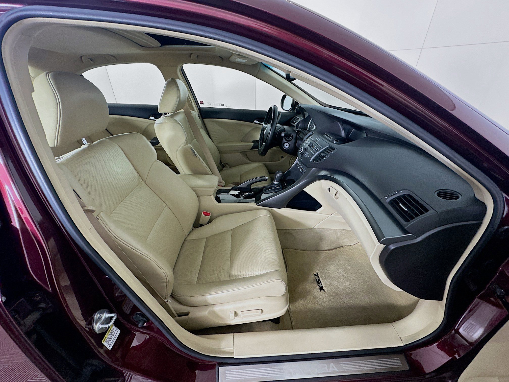 Used 2012 Acura TSX Sedan image 31