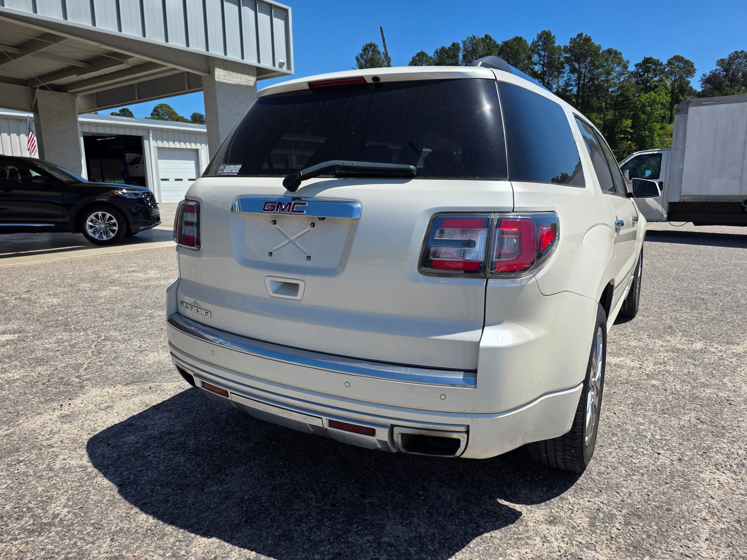 Used 2015 GMC Acadia Denali FWD image 5