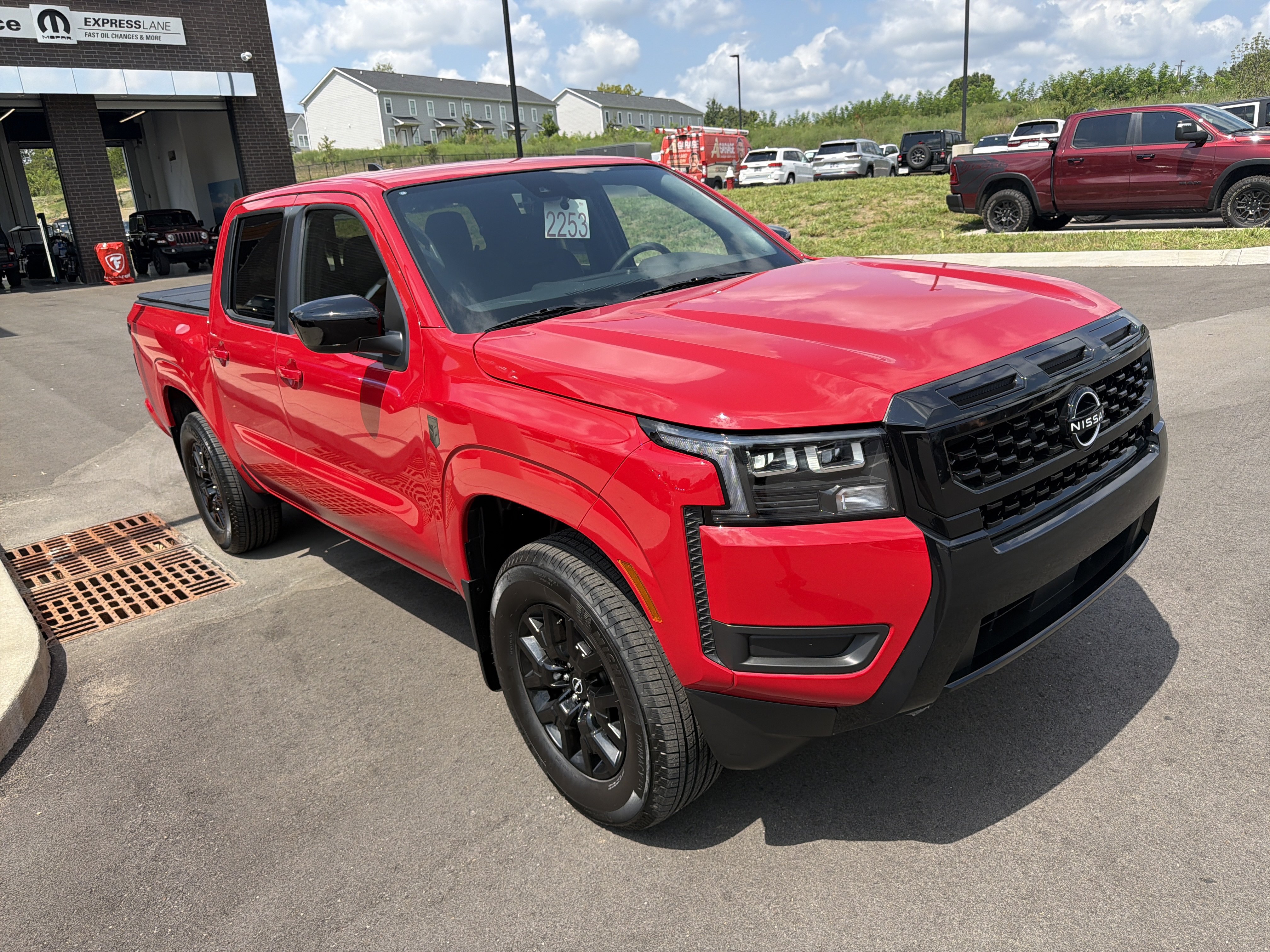 Used 2026 Nissan Frontier SV w/ All-Weather Content Package AWD/4WD image 6