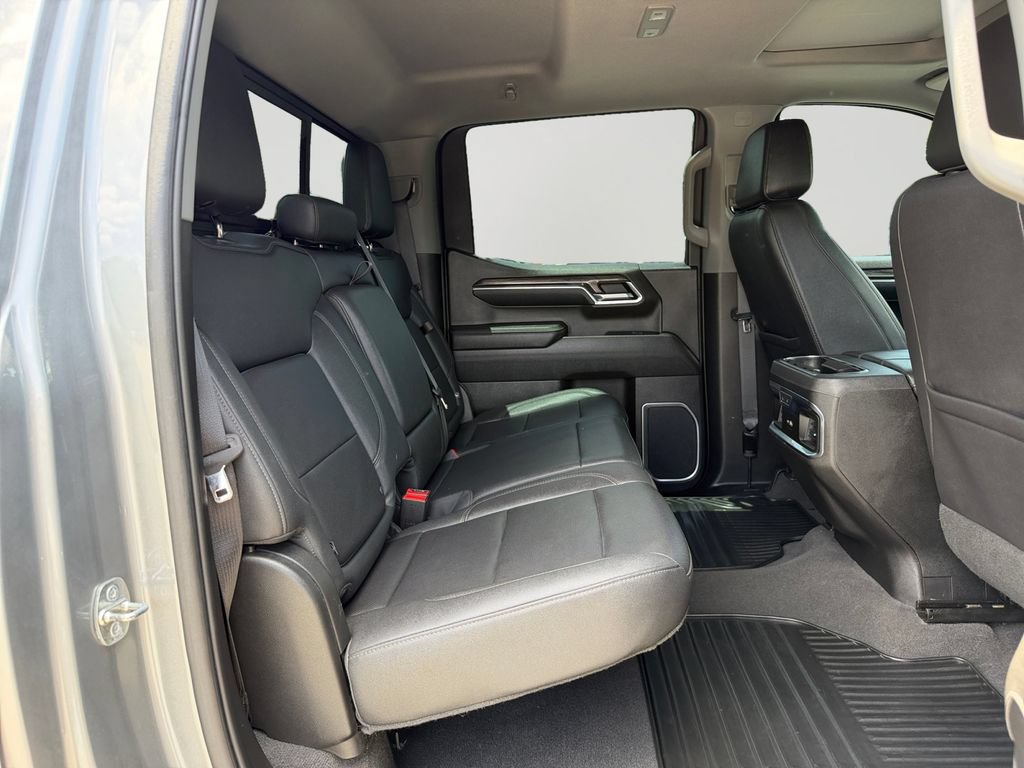 Used 2023 Chevrolet Silverado 1500 LTZ w/ LTZ Premium Package AWD/4WD image 13