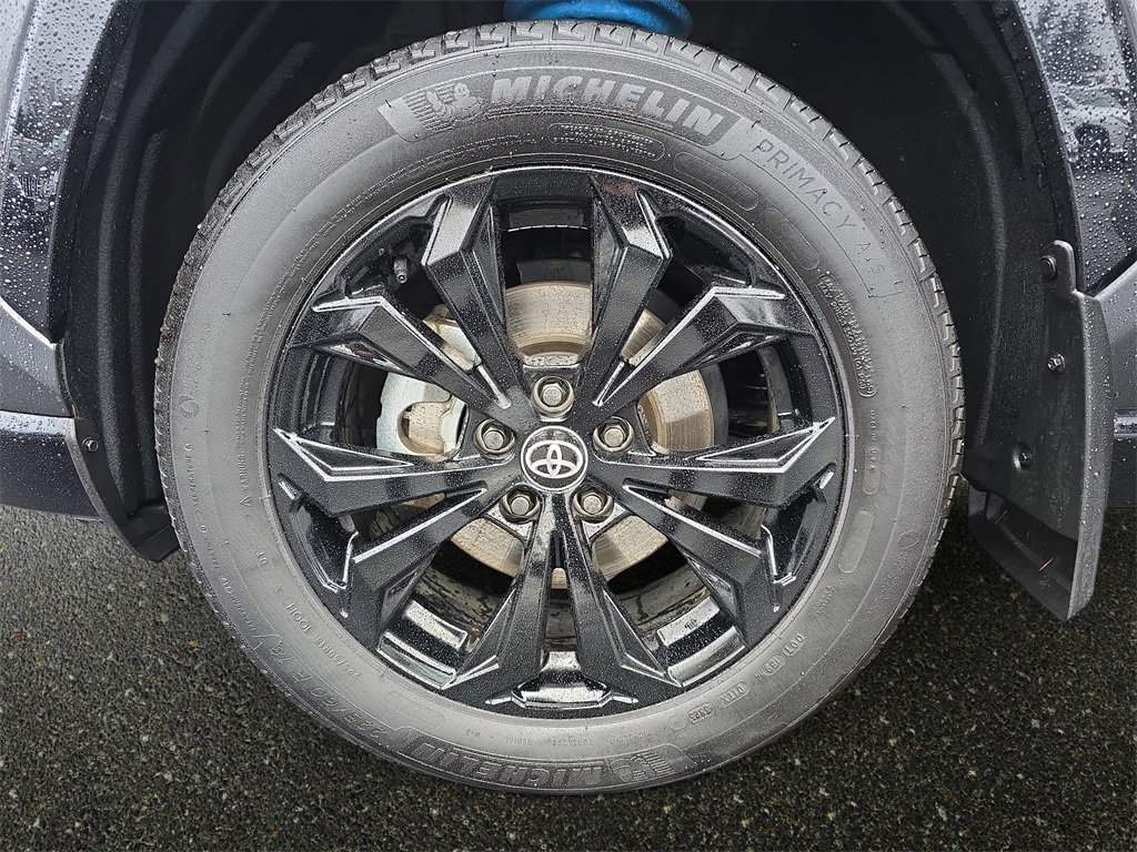 Used 2023 Toyota RAV4 SE w/ SE Grade Weather Package image 36