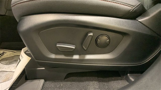 Certified 2025 Ford Explorer Active image 32