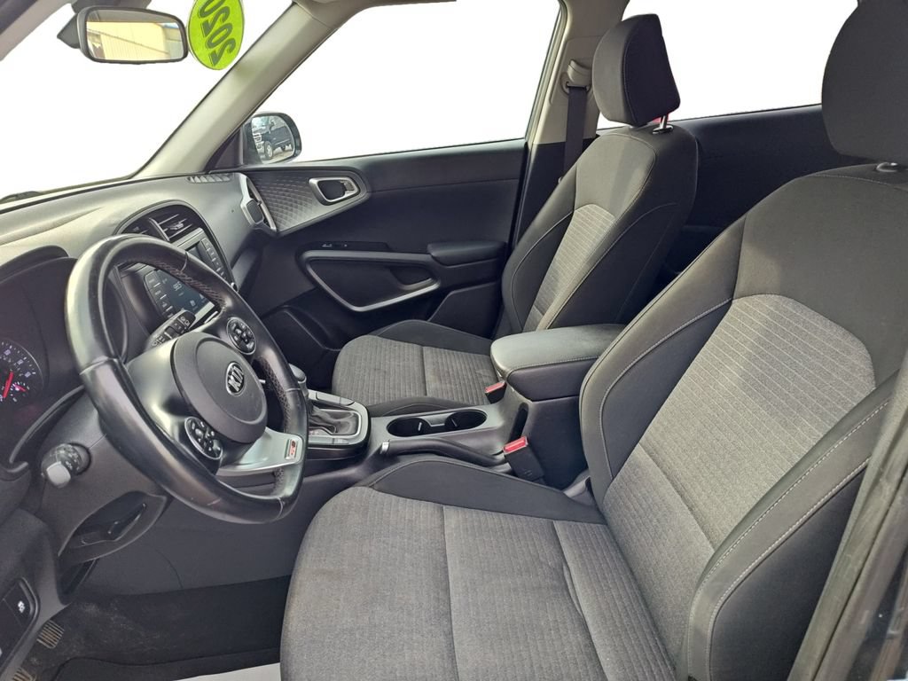 Used 2020 Kia Soul GT-Line w/ GT 2.0L Power Sunroof Package FWD image 9