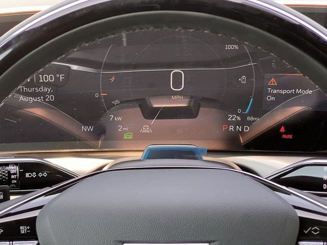 New 2027 Cadillac Vistiq Luxury AWD/4WD image 14