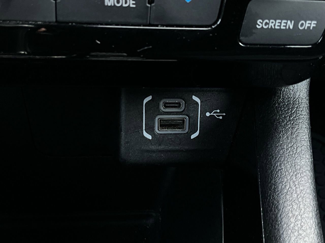 Used 2025 Jeep Compass Trailhawk image 25