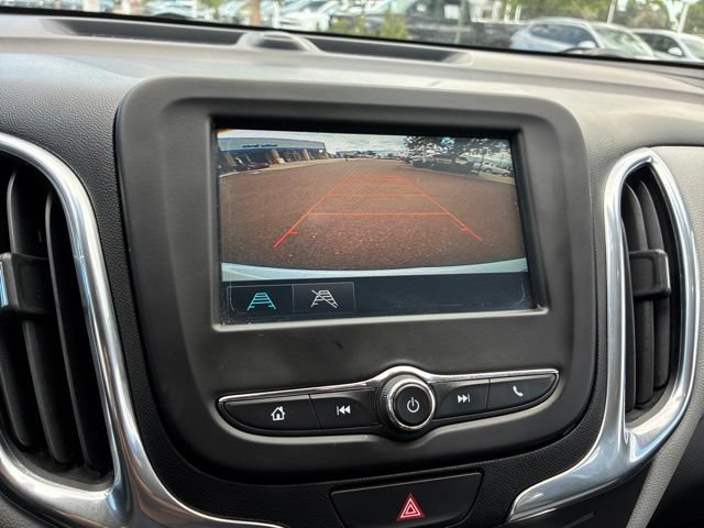 Used 2018 Chevrolet Equinox LS AWD/4WD image 21