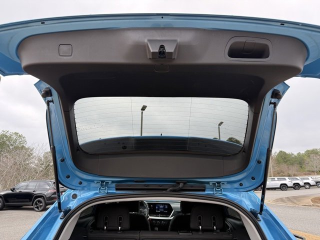 Used 2025 Chevrolet Trax LS image 33