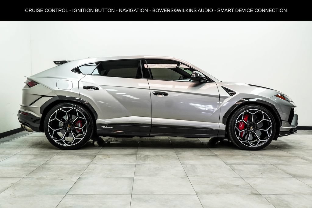 Used 2024 Lamborghini Urus Performante AWD/4WD image 7