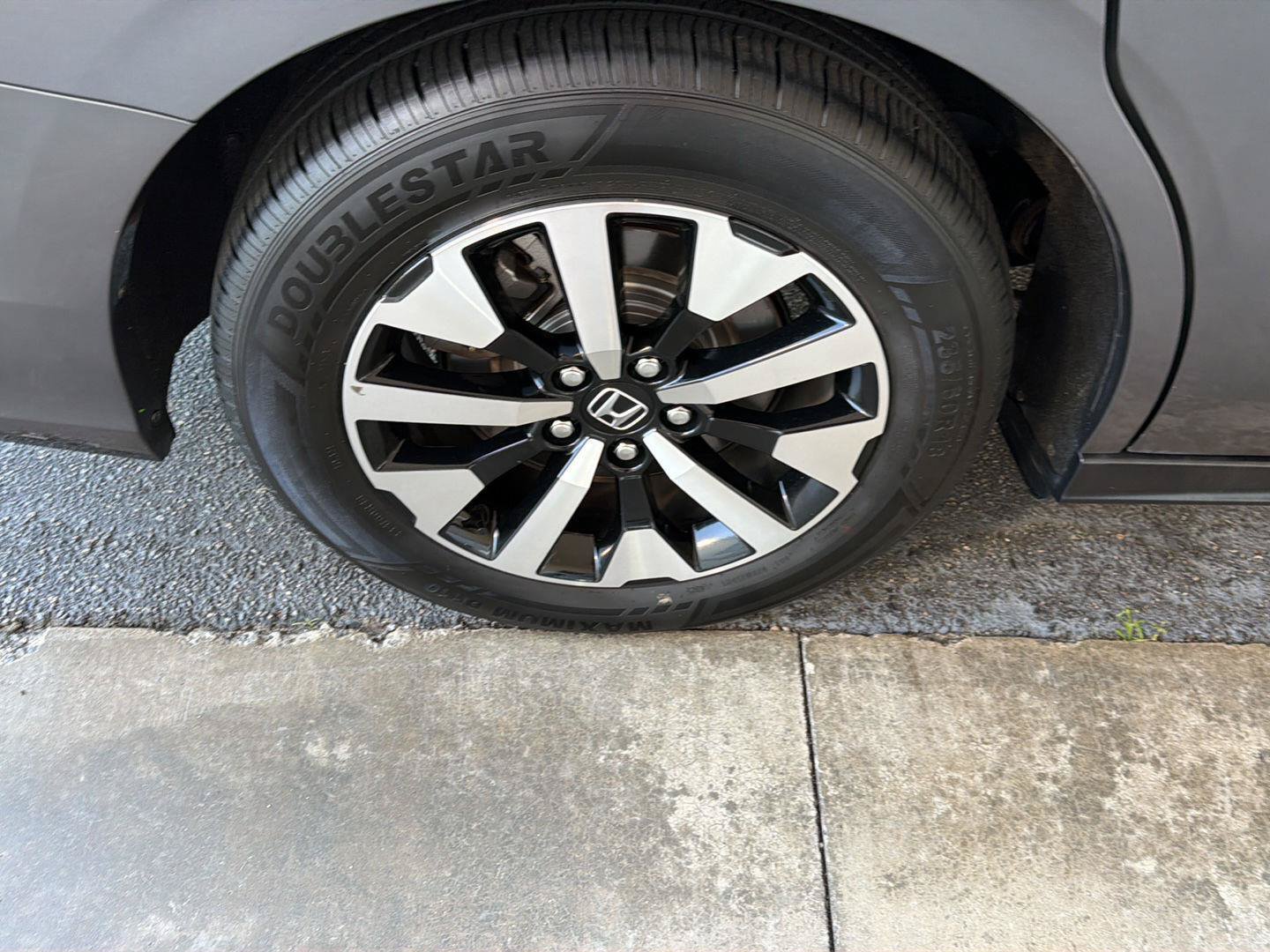 Used 2025 Honda Odyssey EX-L image 37