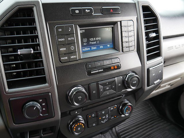 Used 2017 Ford F550 4x4 Crew Cab Super Duty image 30