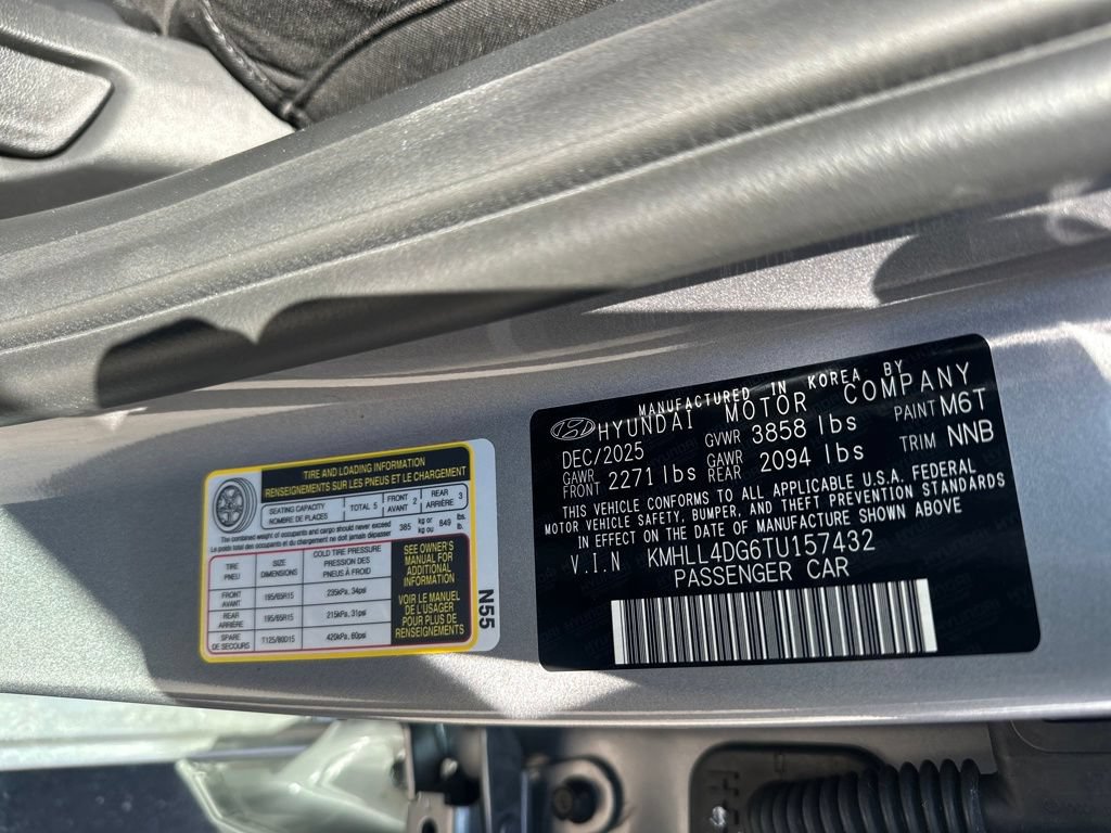 Used 2026 Hyundai Elantra SE FWD image 28