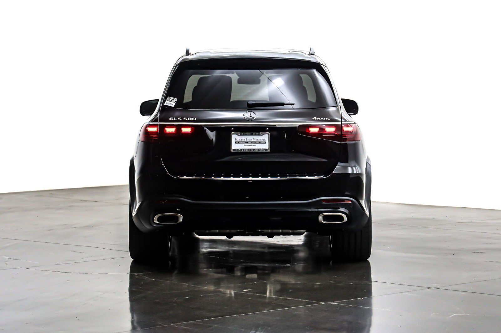 New 2026 Mercedes-Benz GLS 580 4MATIC image 3