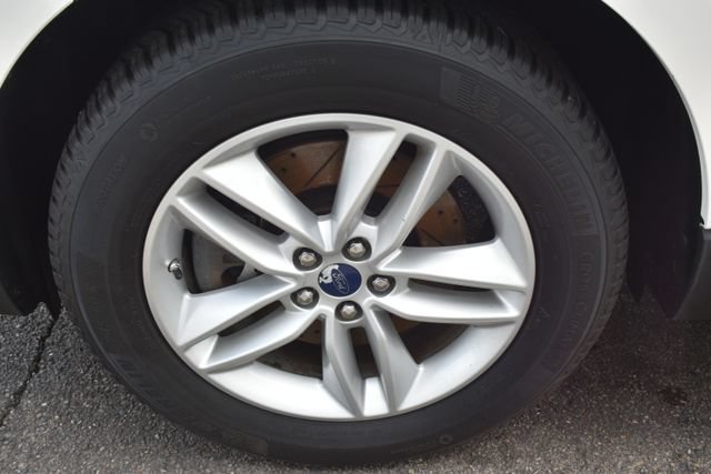 Used 2015 Ford Edge SEL w/ Equipment Group 201A AWD/4WD image 52