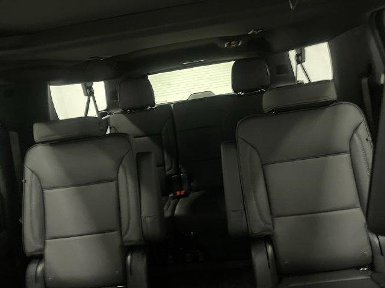 New 2026 GMC Yukon XL Denali w/ Denali Reserve Package AWD/4WD image 9