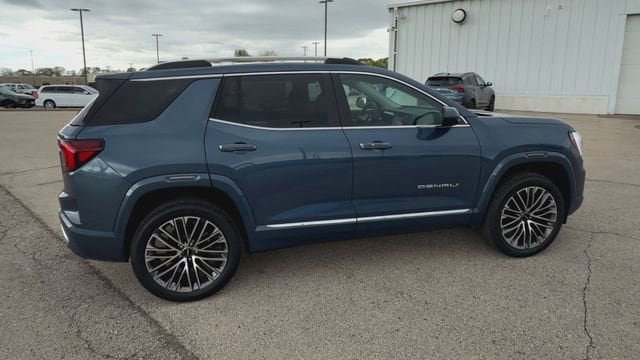 New 2026 GMC Terrain Denali w/ LPO, Floor Liner Package AWD/4WD image 9