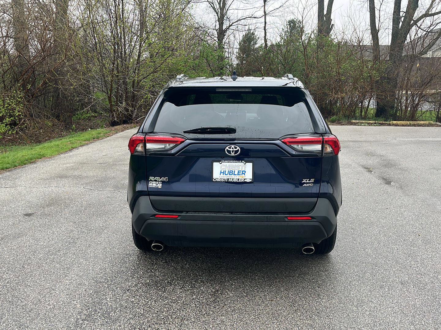 Used 2025 Toyota RAV4 XLE AWD/4WD image 4