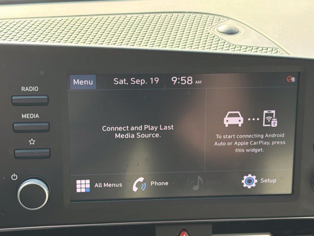 Used 2022 Hyundai Elantra SEL FWD image 19
