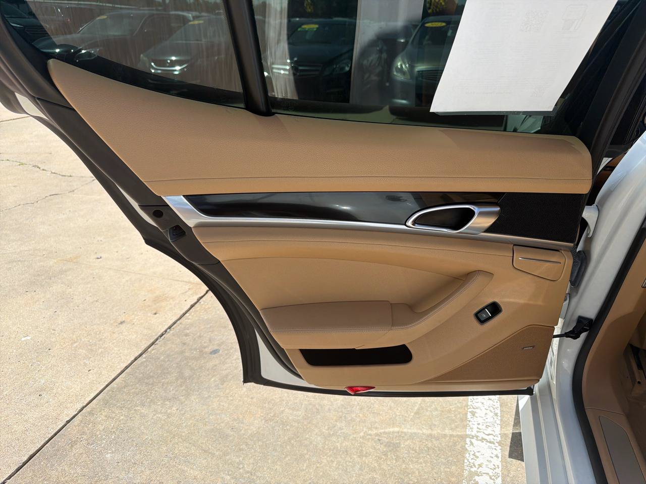 Used 2015 Porsche Panamera 4 AWD/4WD image 34