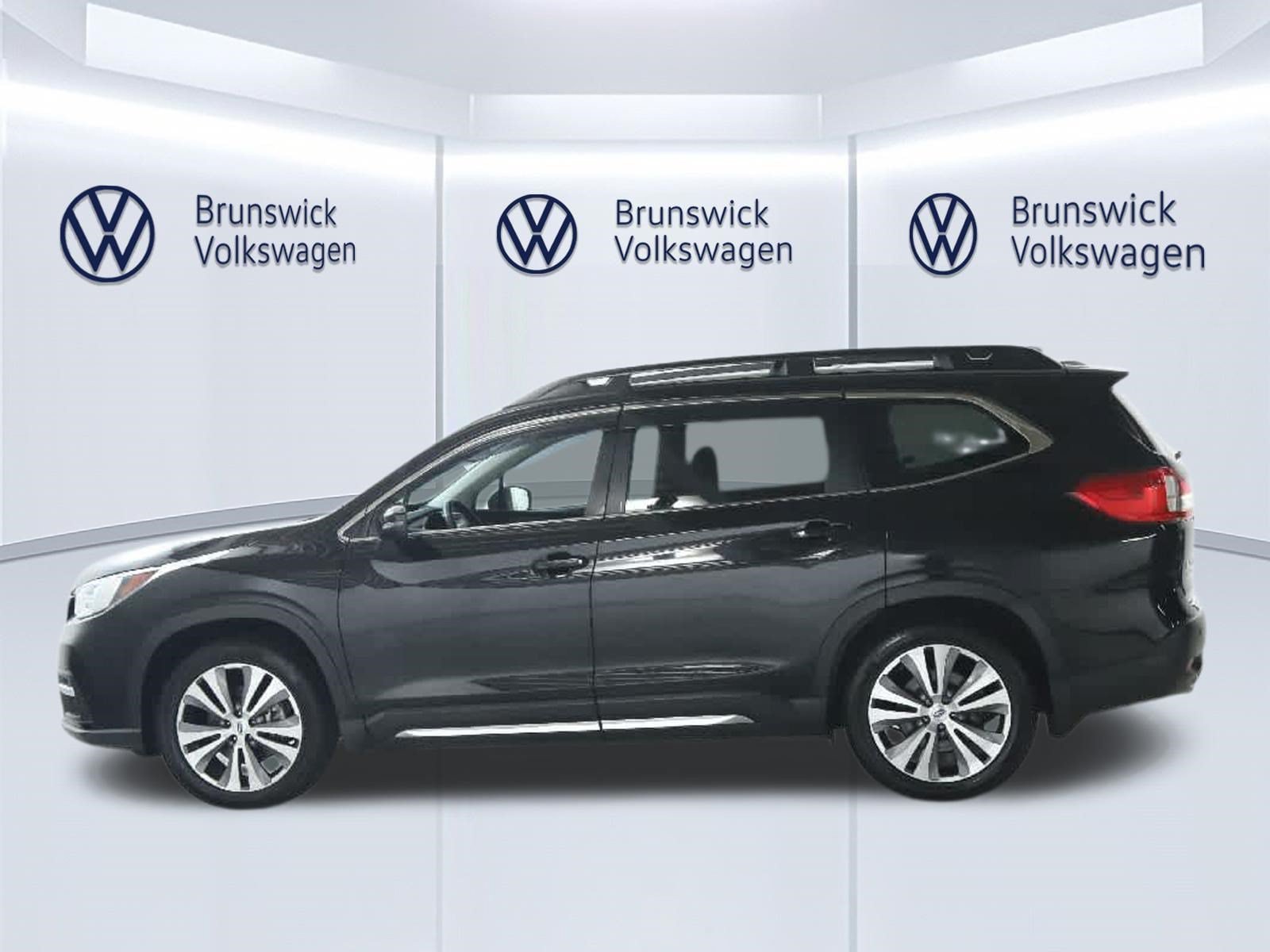 Used 2022 Subaru Ascent Limited w/ Technology Package AWD/4WD image 40