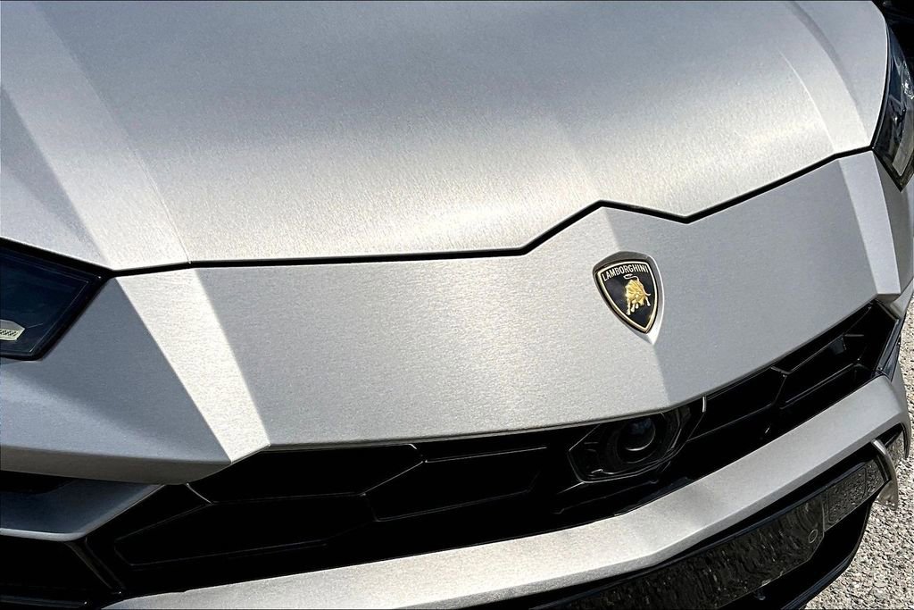 Used 2021 Lamborghini Urus AWD/4WD image 34