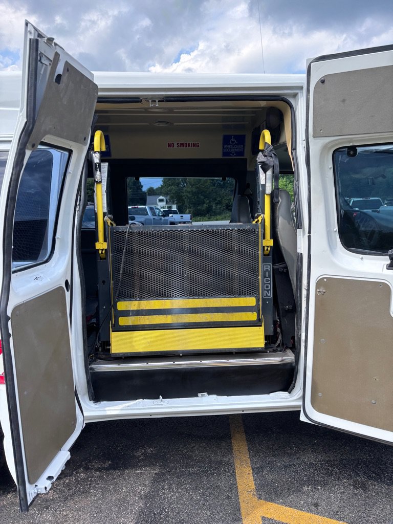 Used 2007 Ford E-250 and Econoline 250 RWD image 11