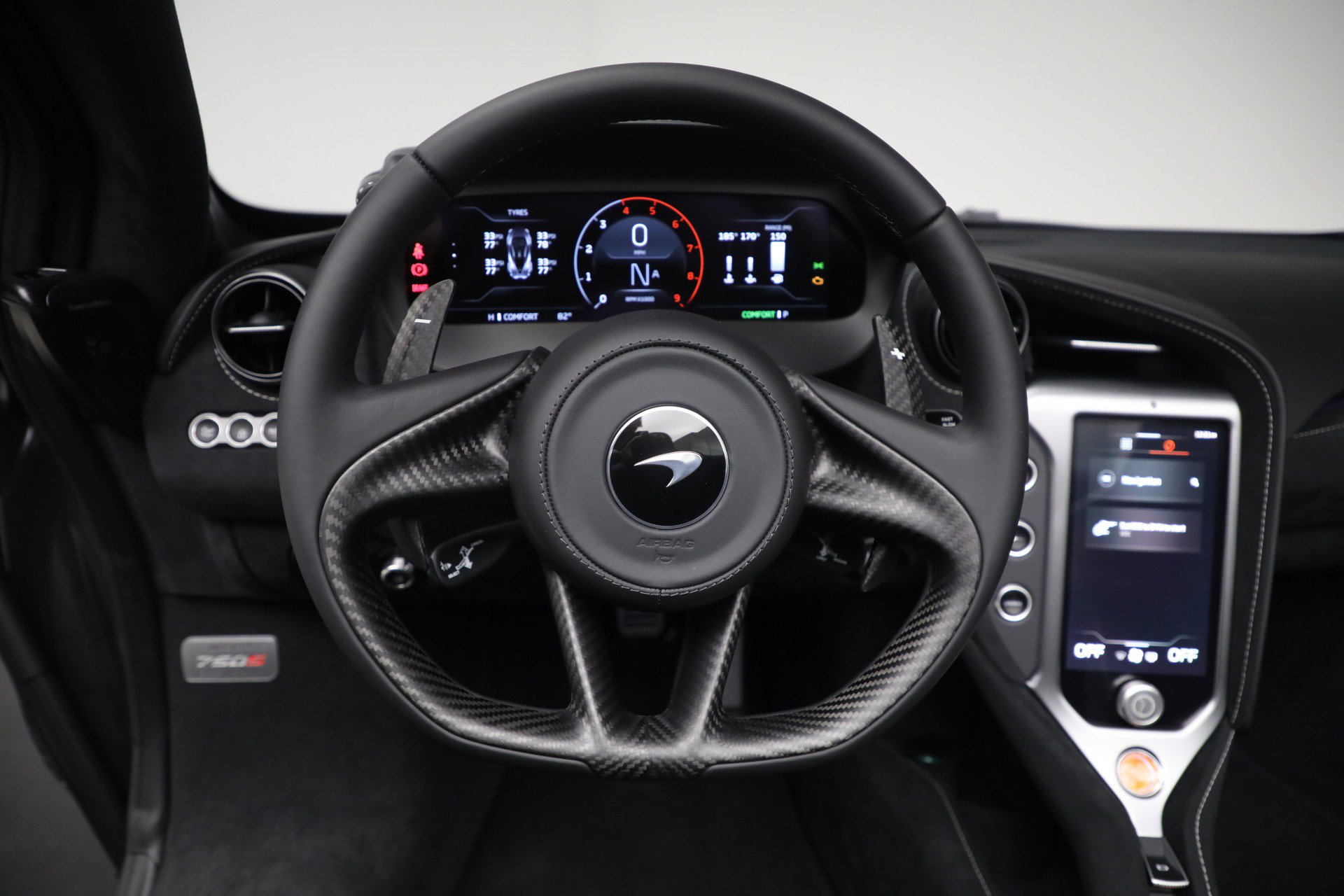 Used 2025 McLaren 750S Spider RWD image 36