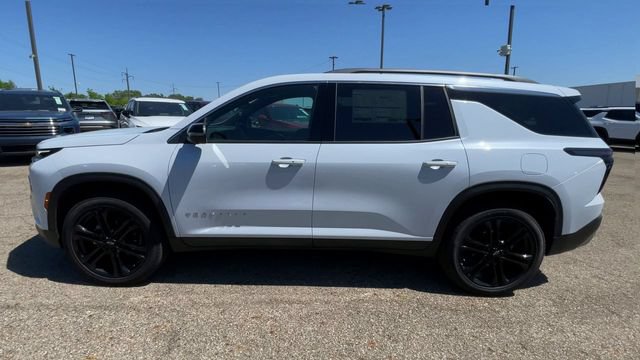 New 2026 Chevrolet Traverse LT w/ Driver Confidence Package AWD/4WD image 7