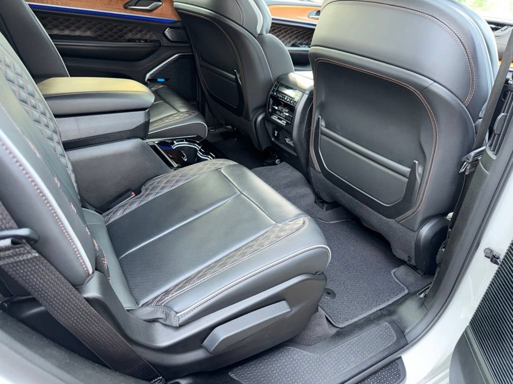 Used 2021 Jeep Grand Cherokee L Summit AWD/4WD image 28