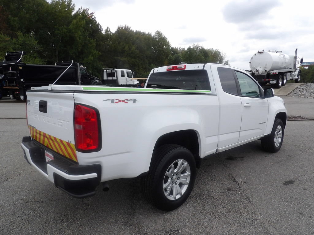 Used 2022 Chevrolet Colorado LT AWD/4WD image 8