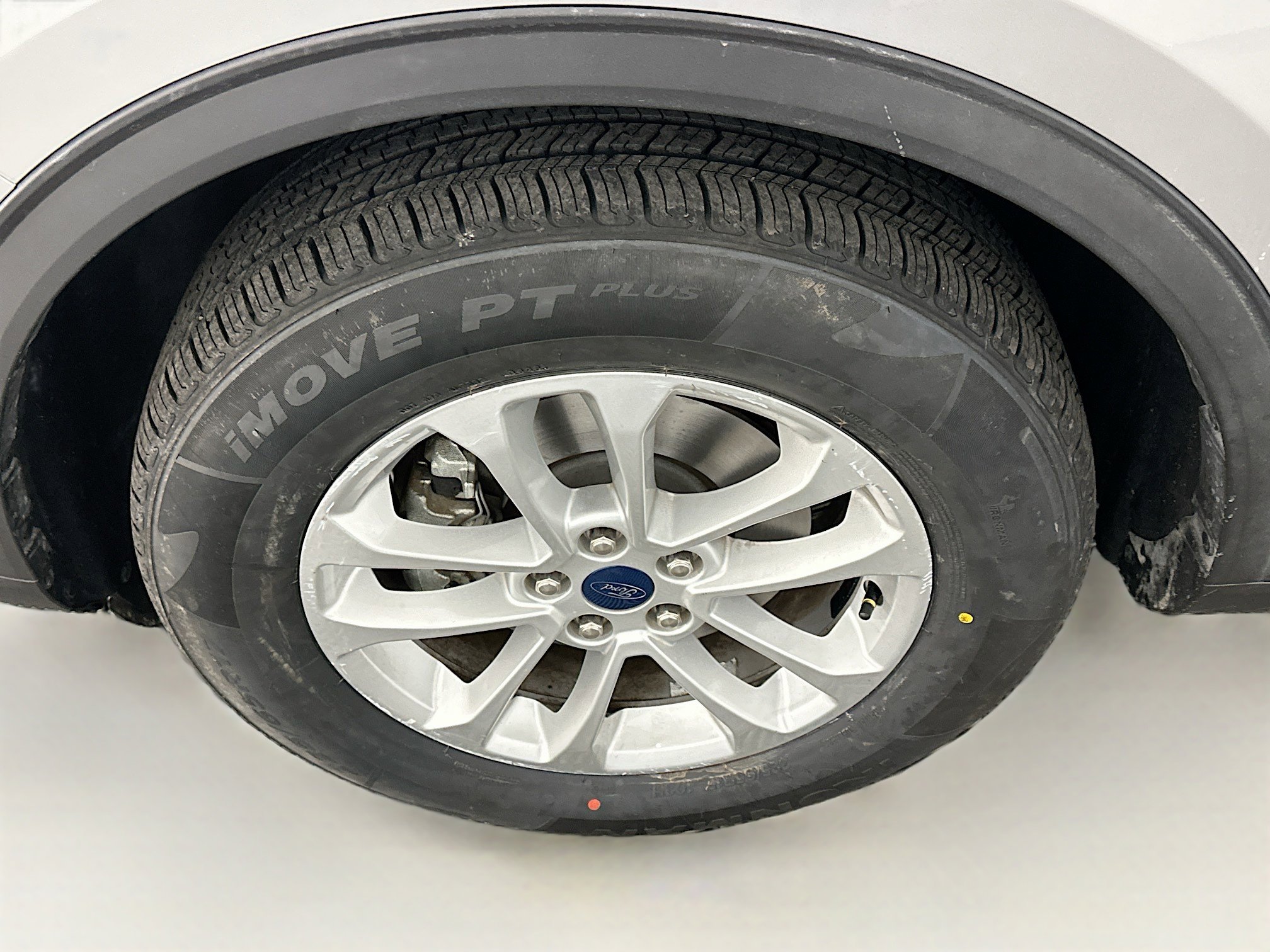 Used 2020 Ford Escape SE image 11