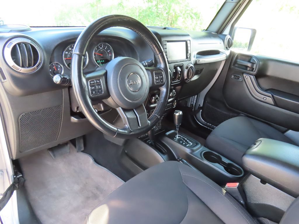 Used 2018 Jeep Wrangler Unlimited Sport S AWD/4WD image 19