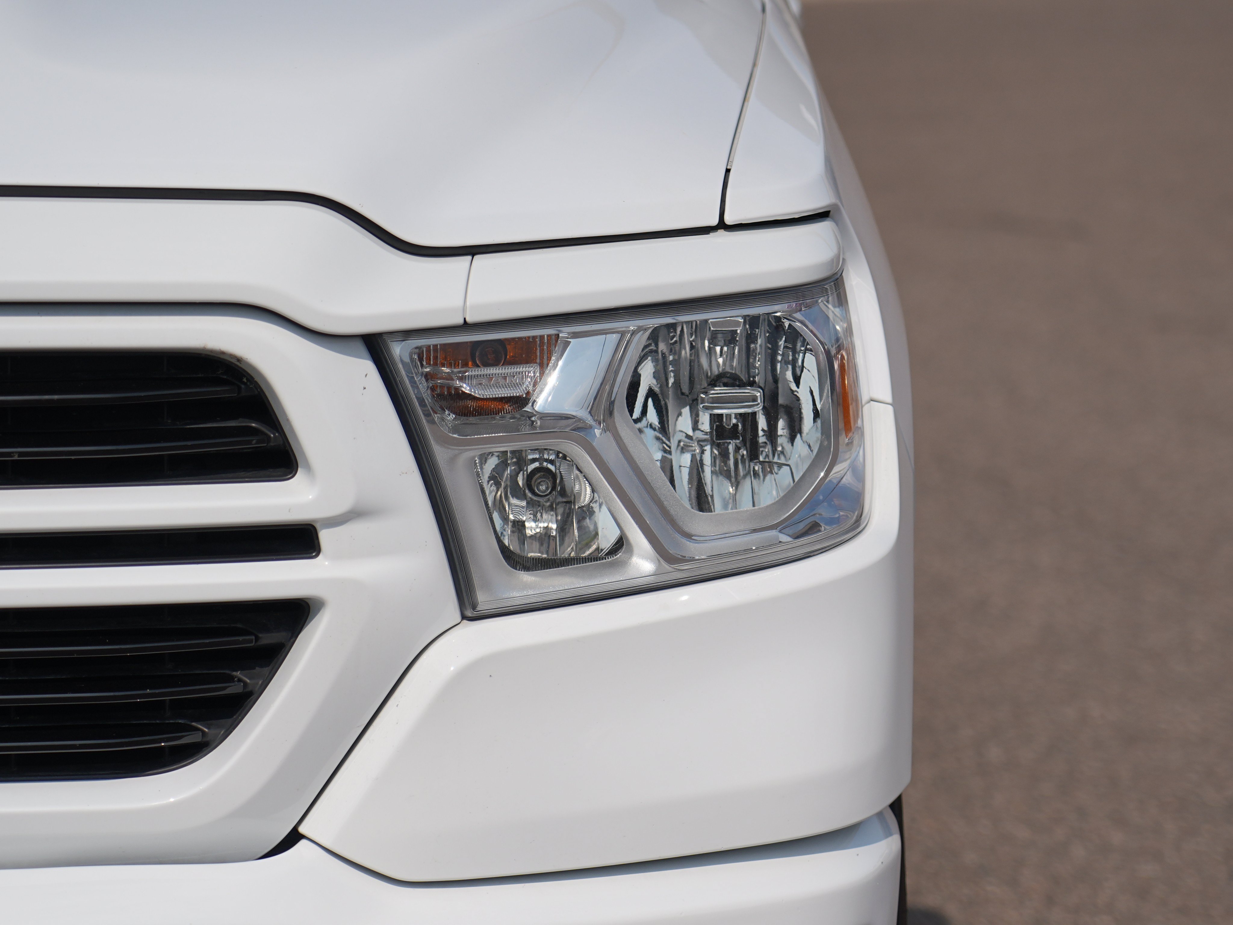 Used 2019 RAM 1500 Big Horn AWD/4WD image 9