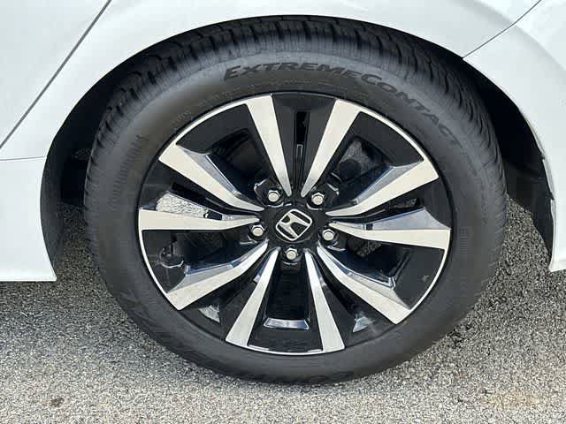 Used 2024 Honda Civic EX-L image 5