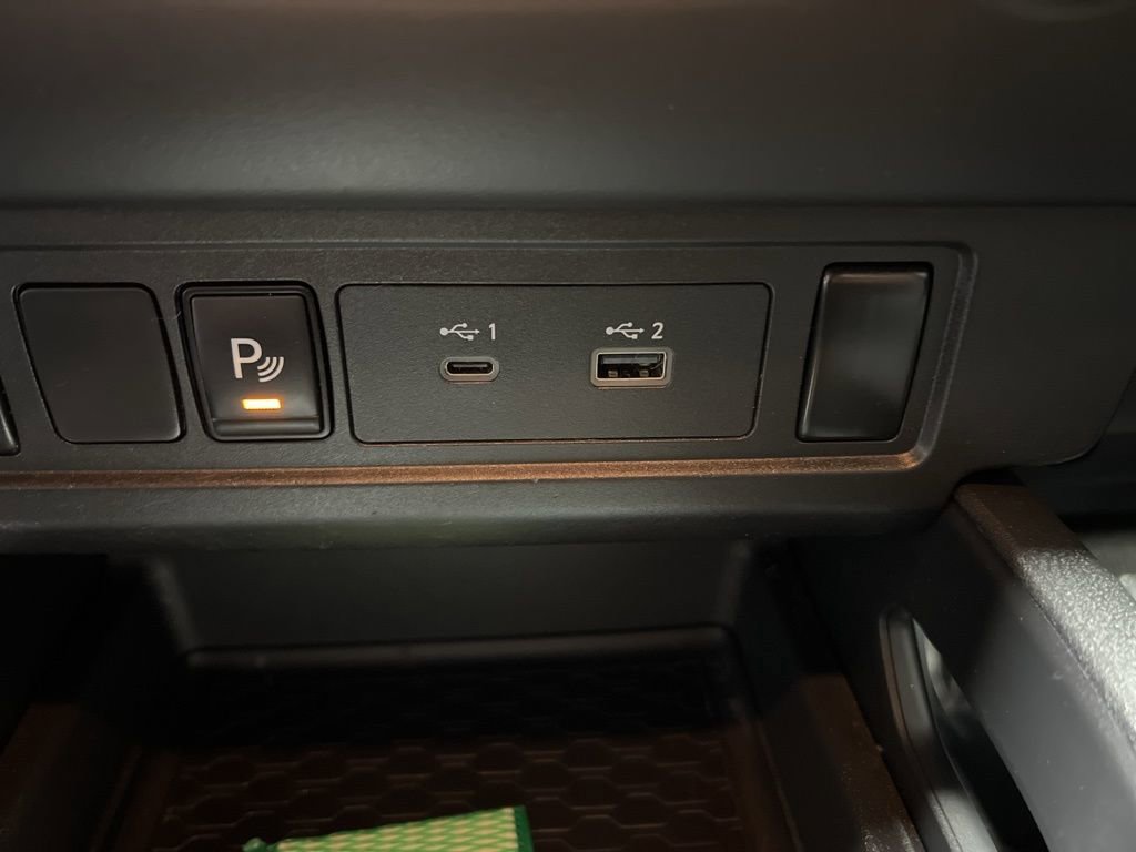 Used 2023 Nissan Frontier S w/ Technology Package image 29