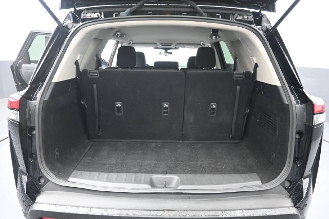 Used 2024 Nissan Pathfinder SV AWD/4WD image 28