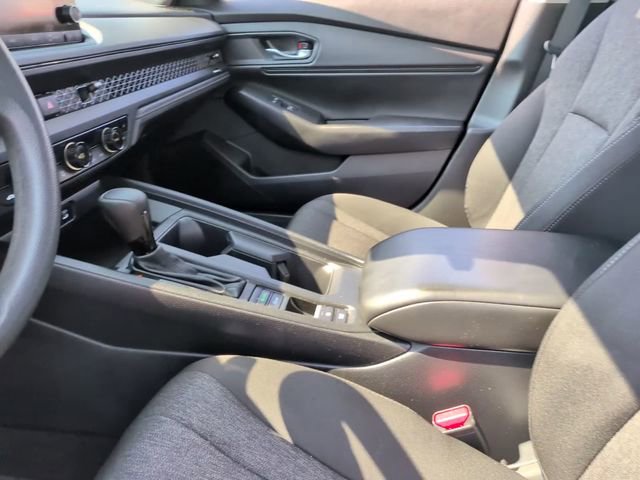 Used 2024 Honda Accord EX image 28