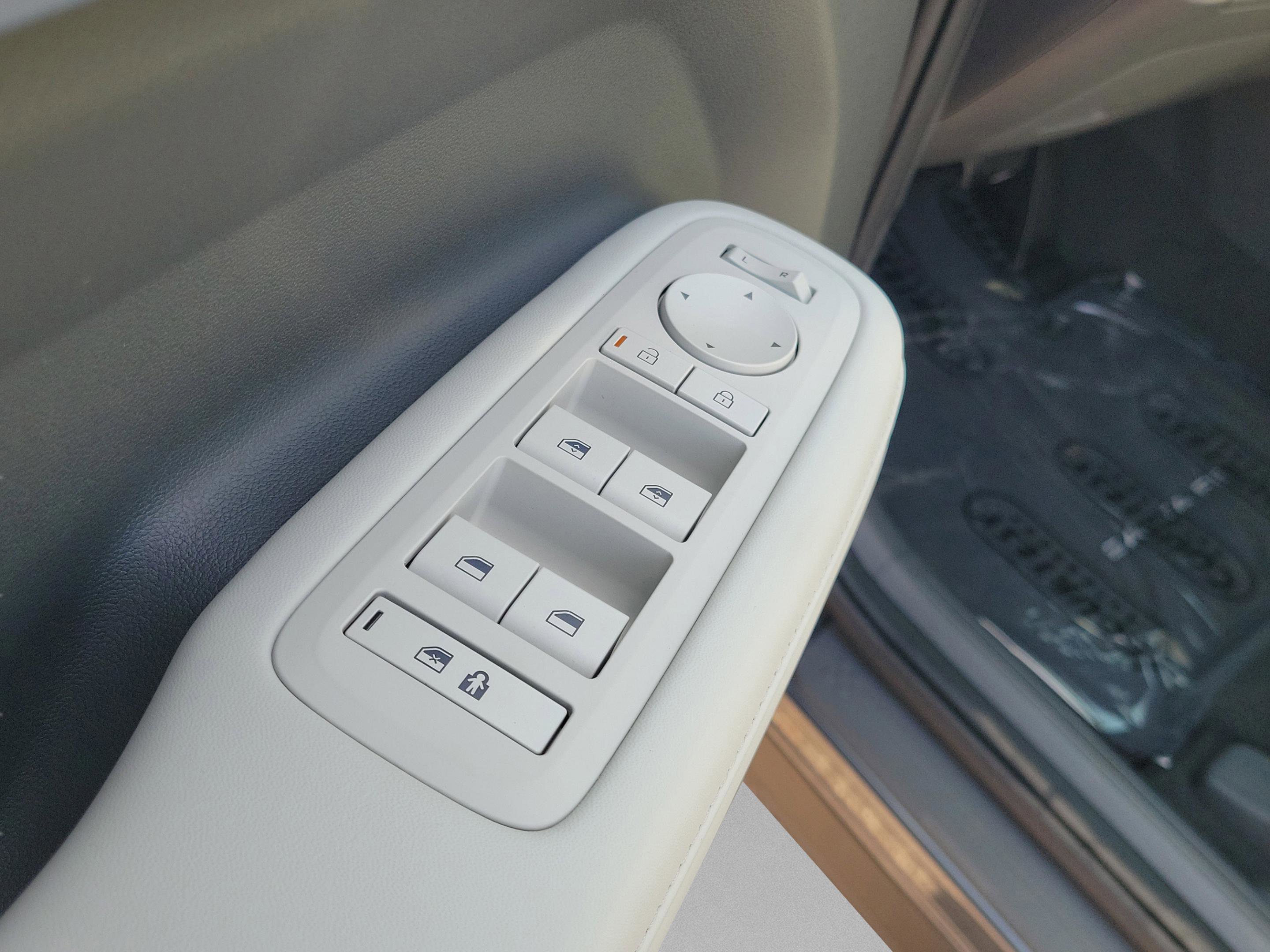 New 2026 Hyundai Santa Fe SEL image 20