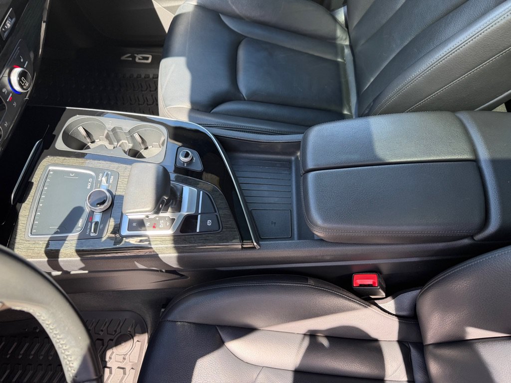 Used 2019 Audi Q7 3.0T Premium w/ Convenience Package AWD/4WD image 13