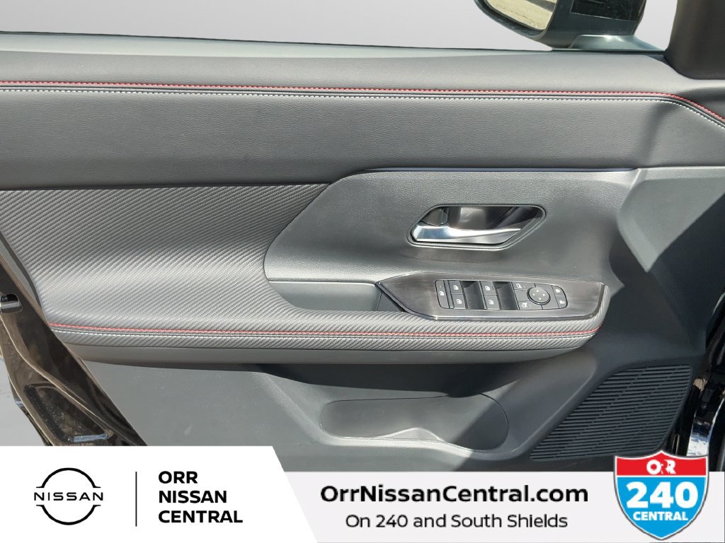 New 2027 Nissan Kicks SR FWD image 16