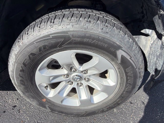 Used 2023 RAM 1500 Laramie AWD/4WD image 27