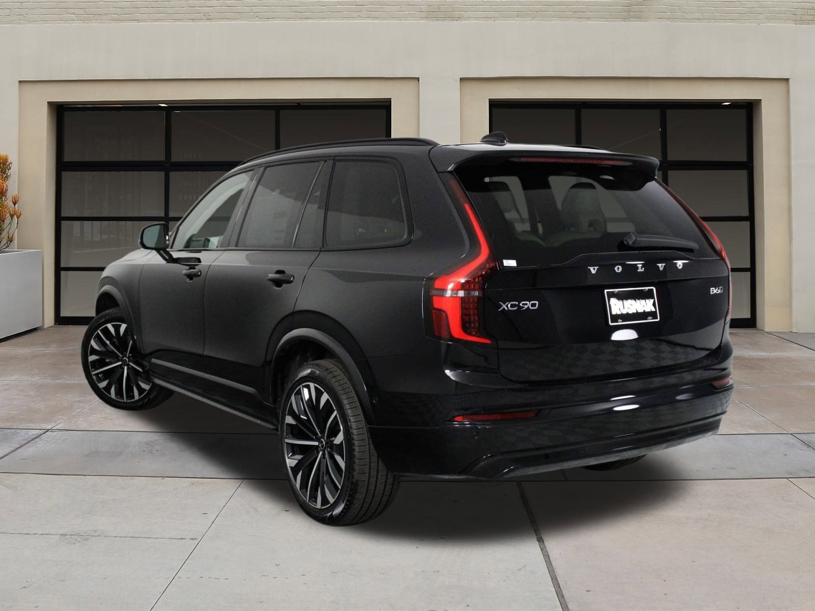 New 2026 Volvo XC90 B6 Ultra image 3